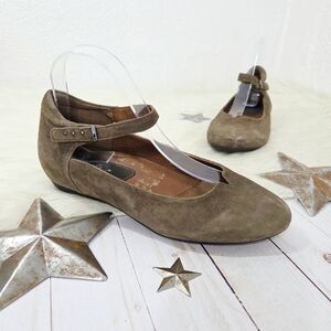 Earthies Emery Brown Suede Slip On Ballet Flats Womens 8 B Casual